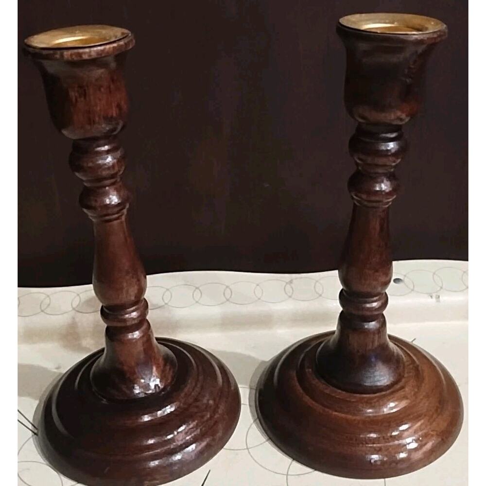 Vintage Dark Wood Candle Holders Set of 2 Colonial Style Traditional Taiwan 7"